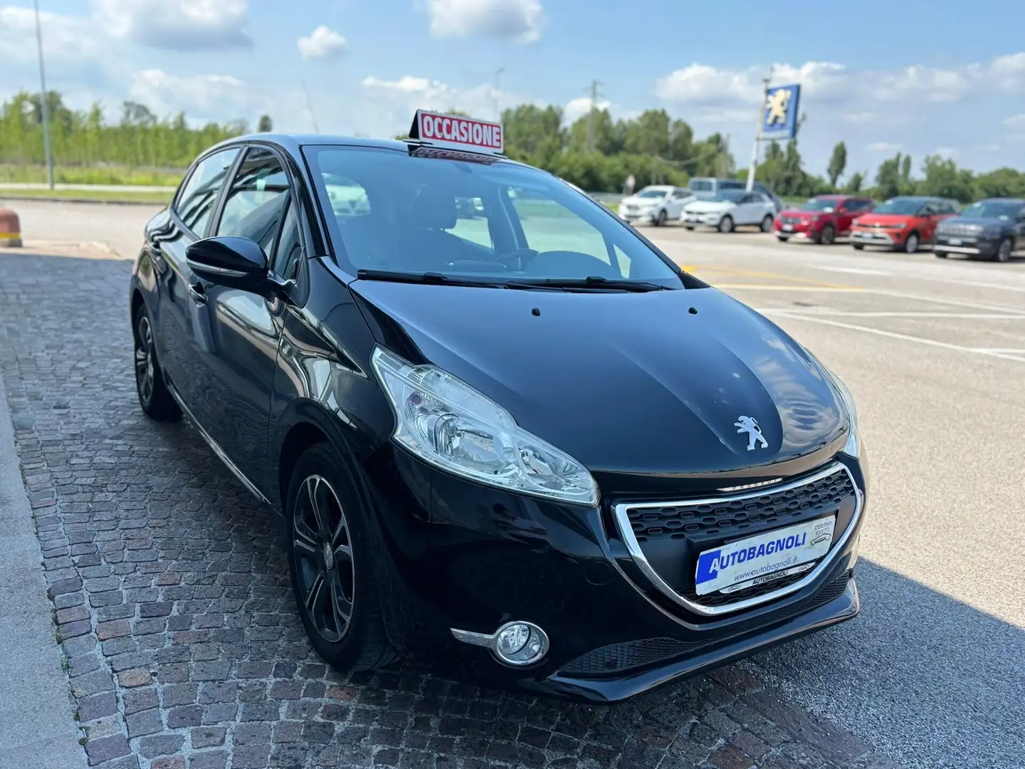 Peugeot 208 ALLURE 1.2 VTi 82 CV 5 porte Nero - 2