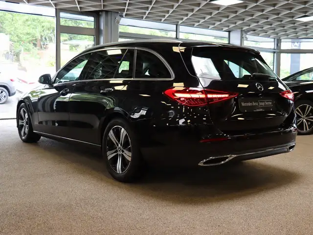 Mercedes-Benz C view 7