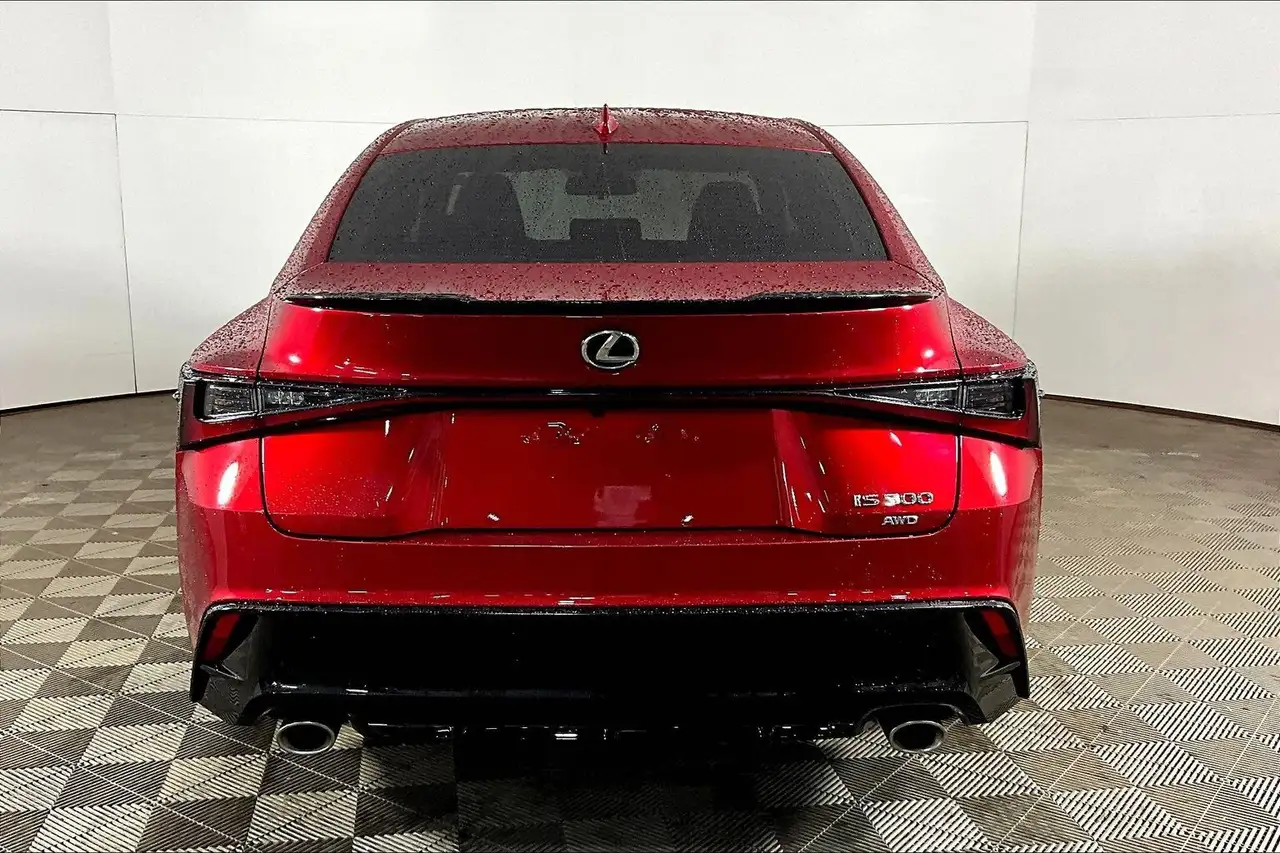 Lexus IS снимка Lexus IS