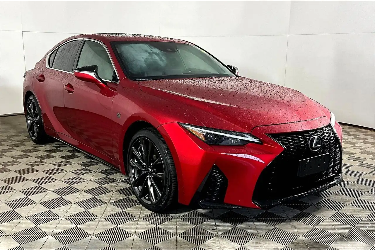 Lexus IS снимка Lexus IS