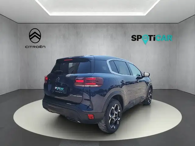Citroen C5 Aircross view 3