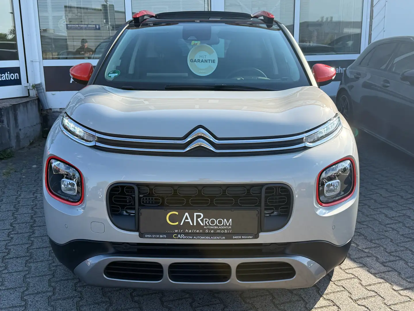 Citroen C3 Aircross Shine*Pano*Automatik*Kamera*Tüv2027* Beige - 2