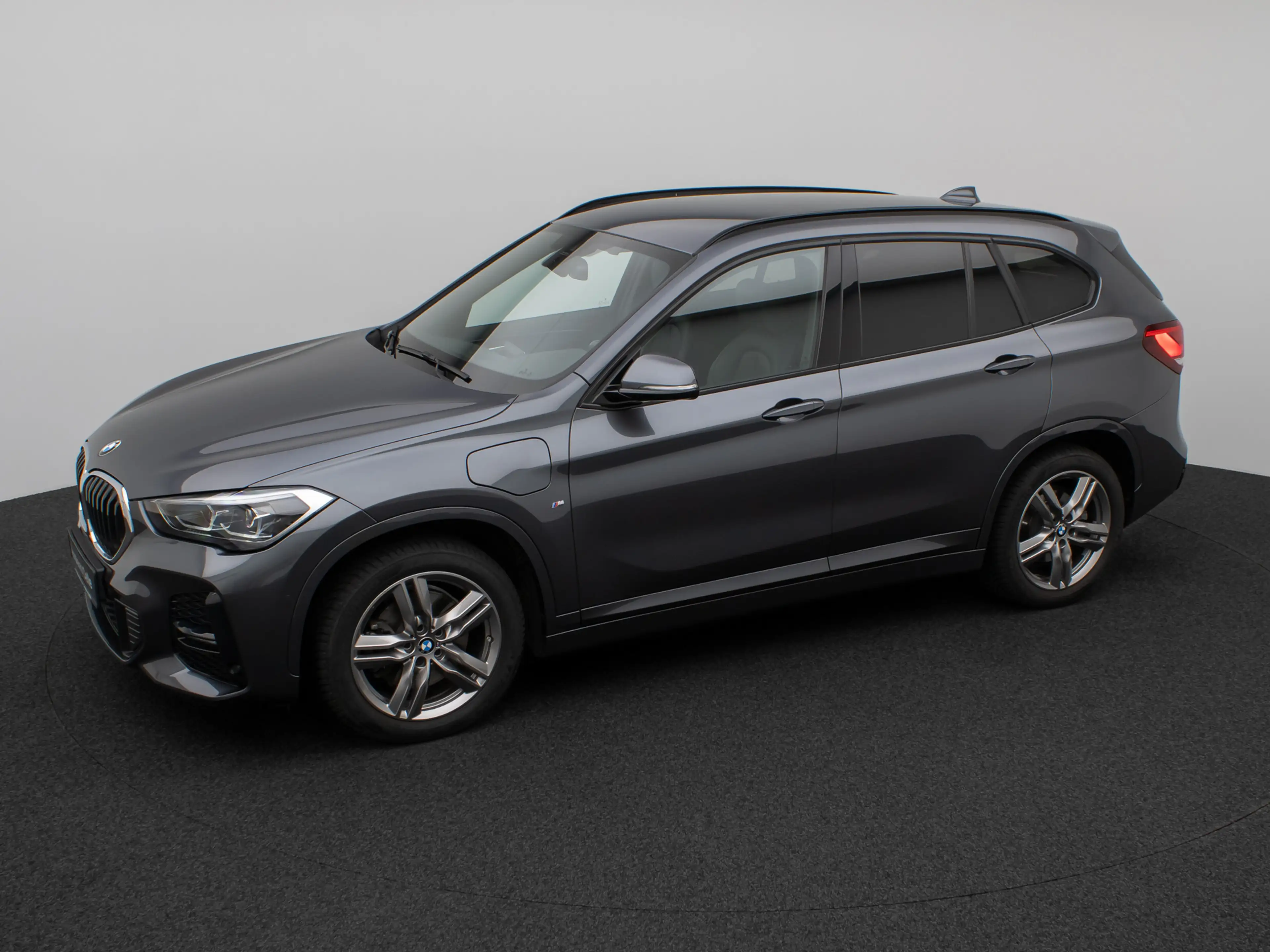 BMW X1 M Sport Kamera Navi DAB HiFi DrivAssist — photo 12