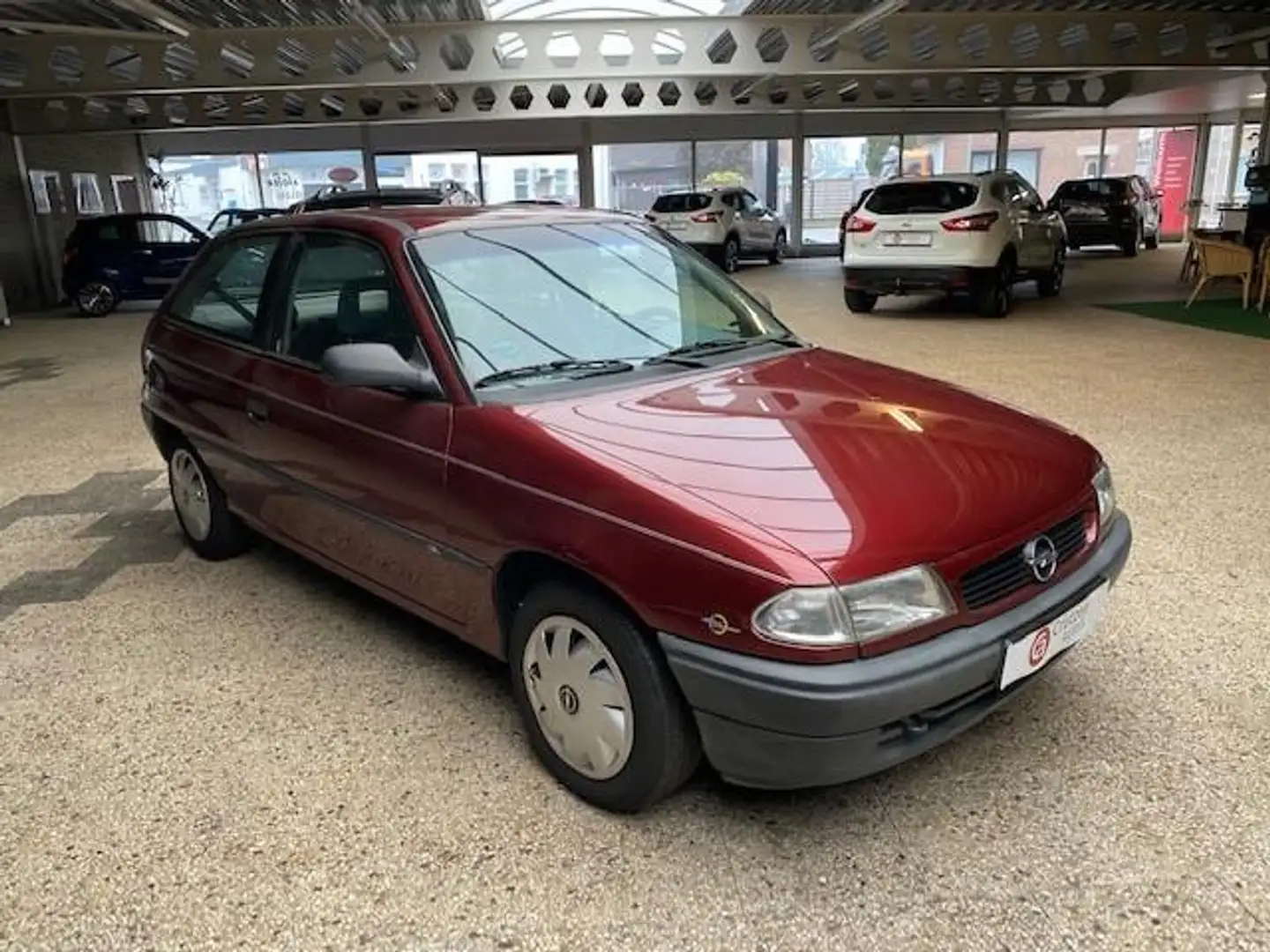 Opel Astra 1.4i GL Червоний - 2