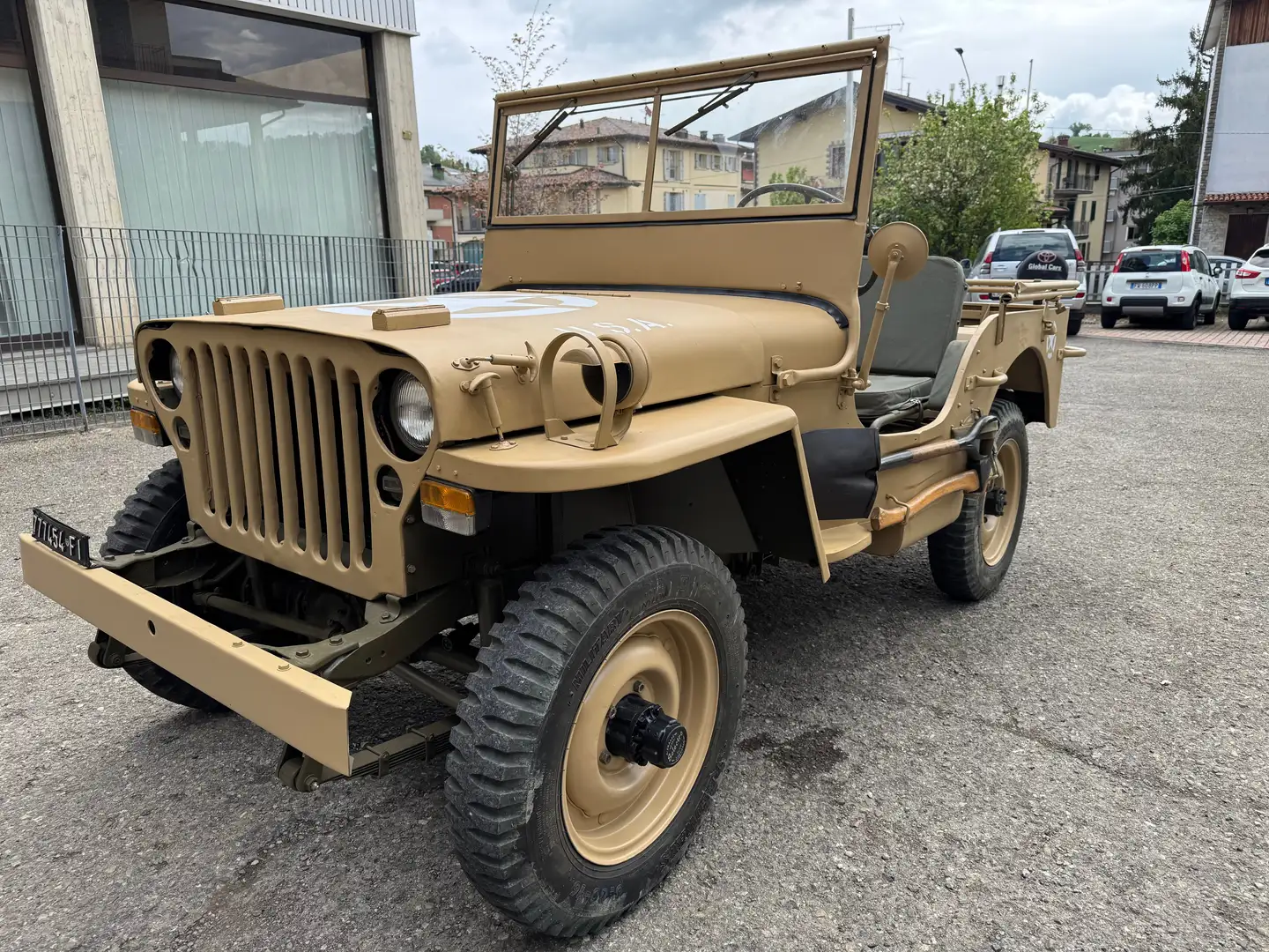 Jeep Willys Beige - 2