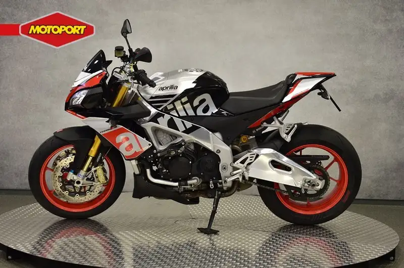 Aprilia Tuono - foto 5