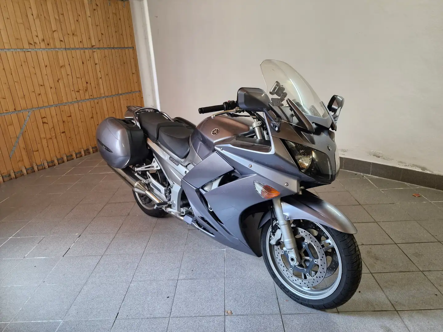 Yamaha FJR 1300 RP13 Silber - 1
