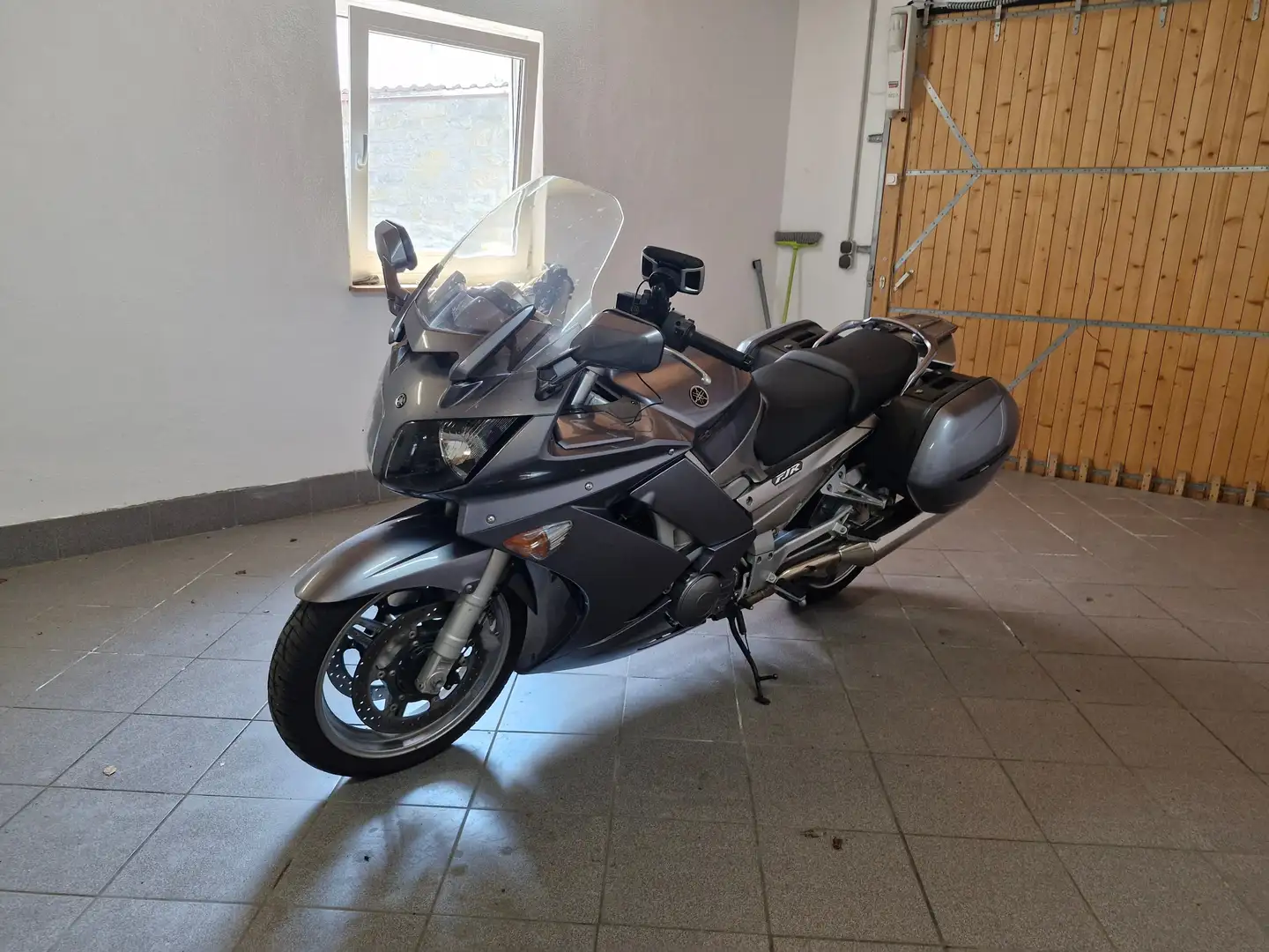 Yamaha FJR 1300 RP13 Silber - 2