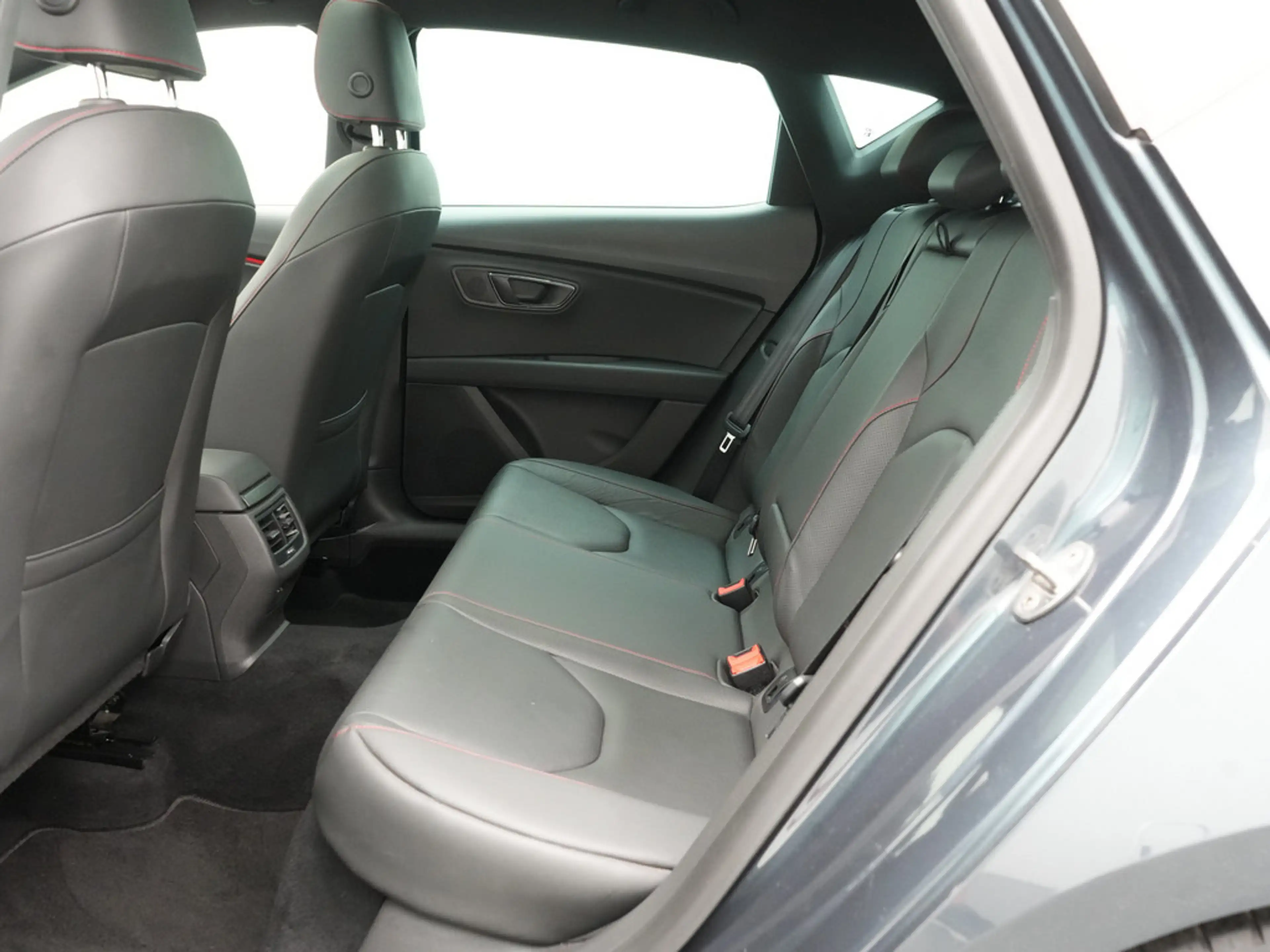 SEAT Leon FR DSG LEDER AHK ACC NAVI KLIMA LED — photo 13