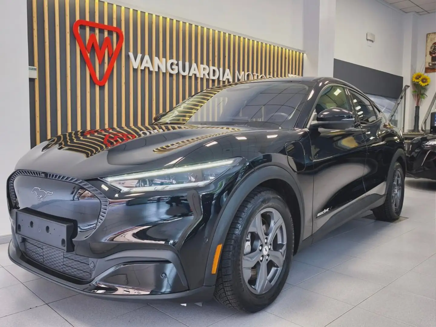 Ford Mustang Mach-E Premium RWD Rango extendido Negro - 1