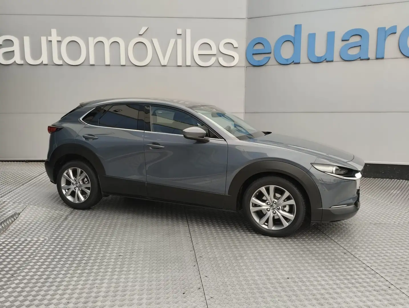Mazda CX-30 2.0 Skyactiv-G Zenith 2WD 90kW Gris - 1