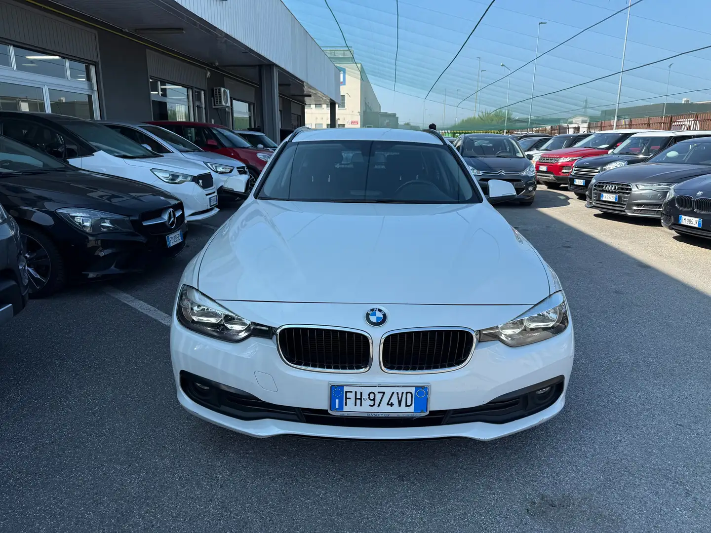 BMW 318 Touring 318d EURO 6 Bianco - 2