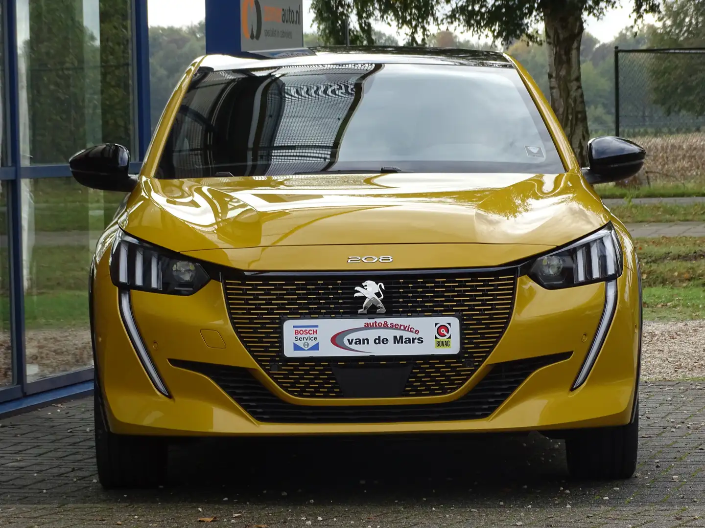 Peugeot e-208 EV GT Pack 50 kWh 136 PK PANO LED LEDER STOEL VER - 2
