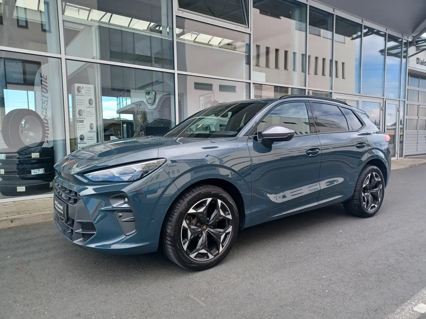 CUPRA Terramar 2.0 TSI 150 kW 4Drive Blau - 2