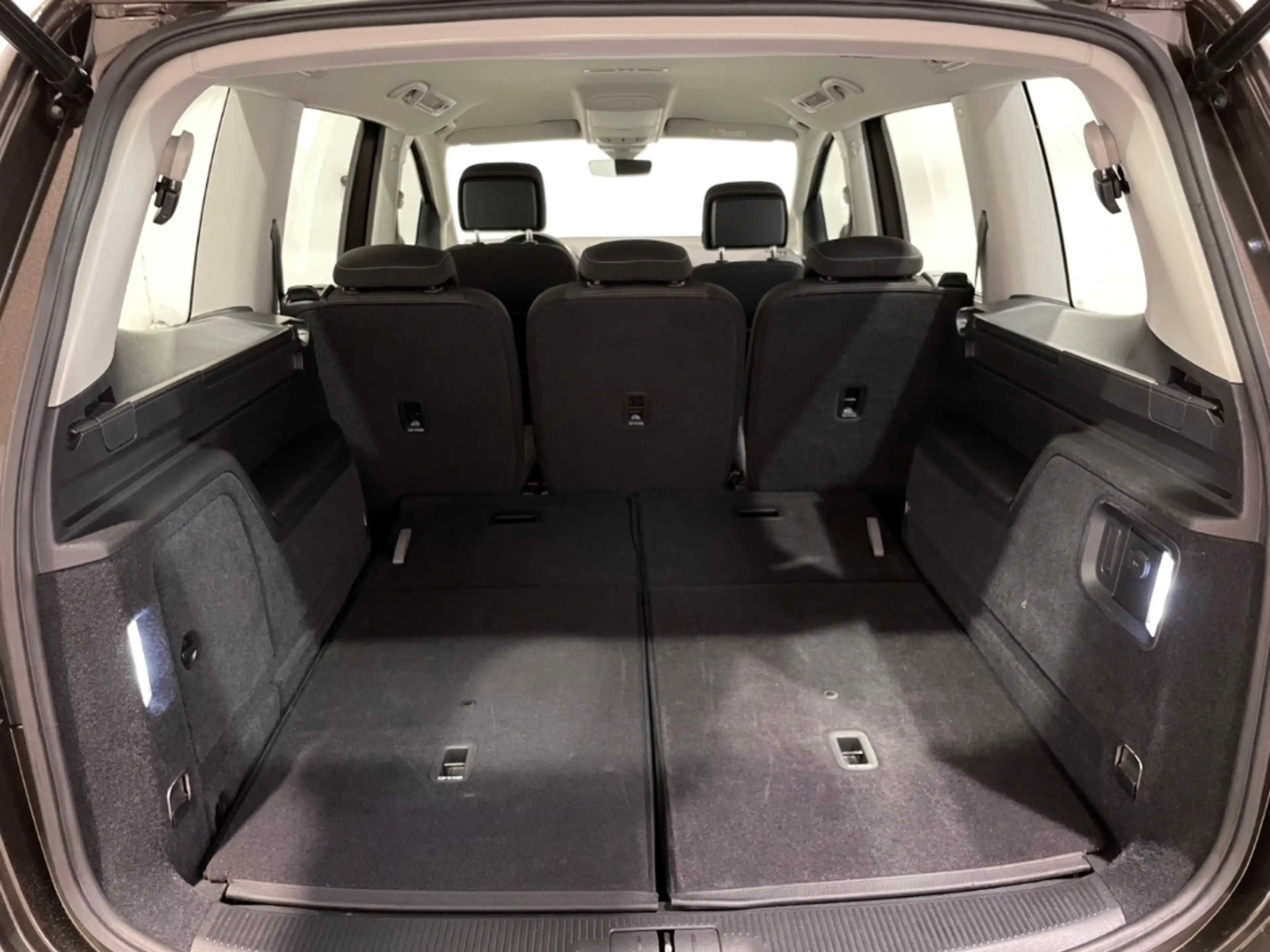 Volkswagen Sharan 1.4 TSI DSG Comfortline 7-Sitzer EU6d ACC — photo 10