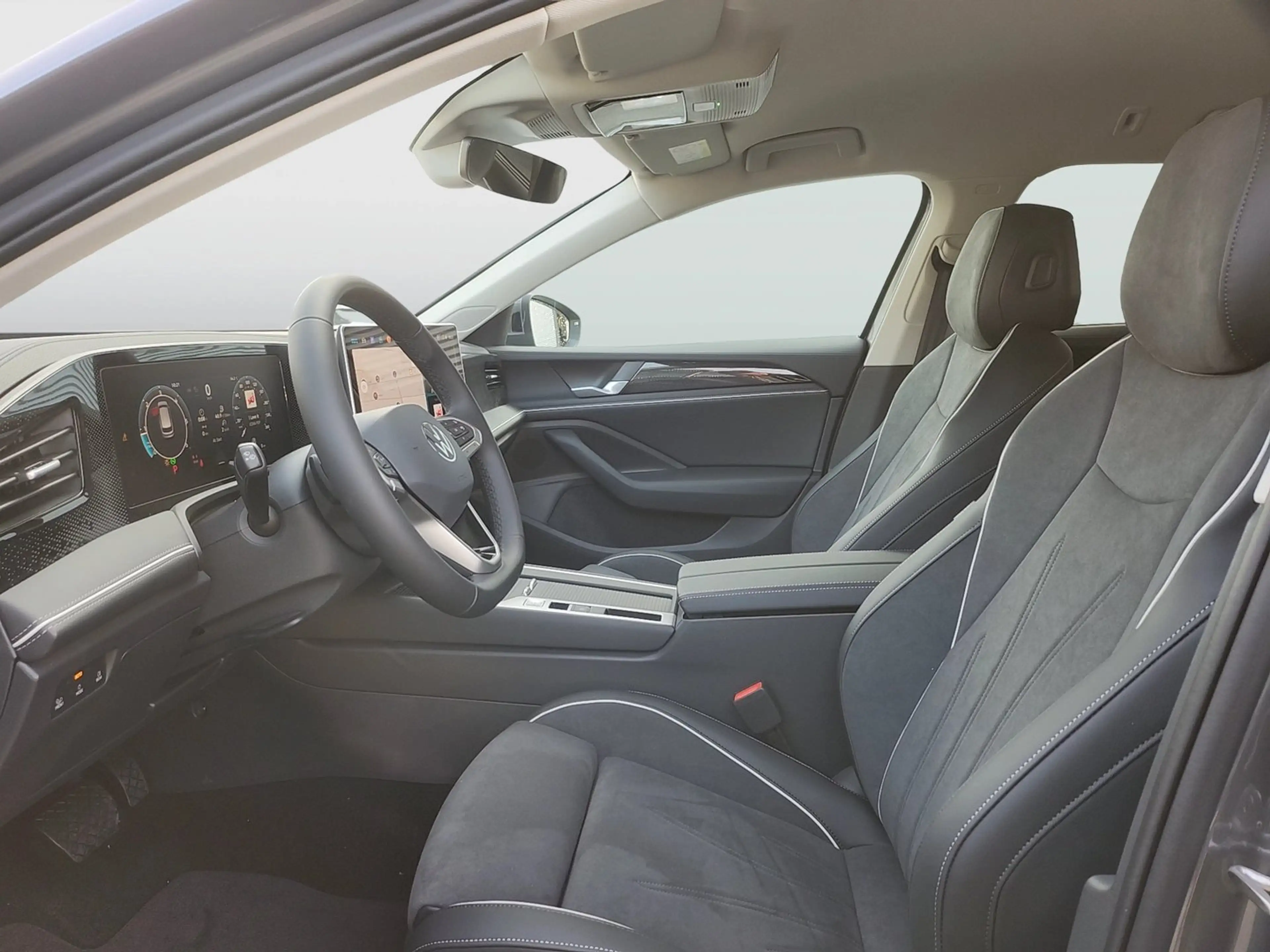 Volkswagen Passat Variant Business TDI DSG — photo 9