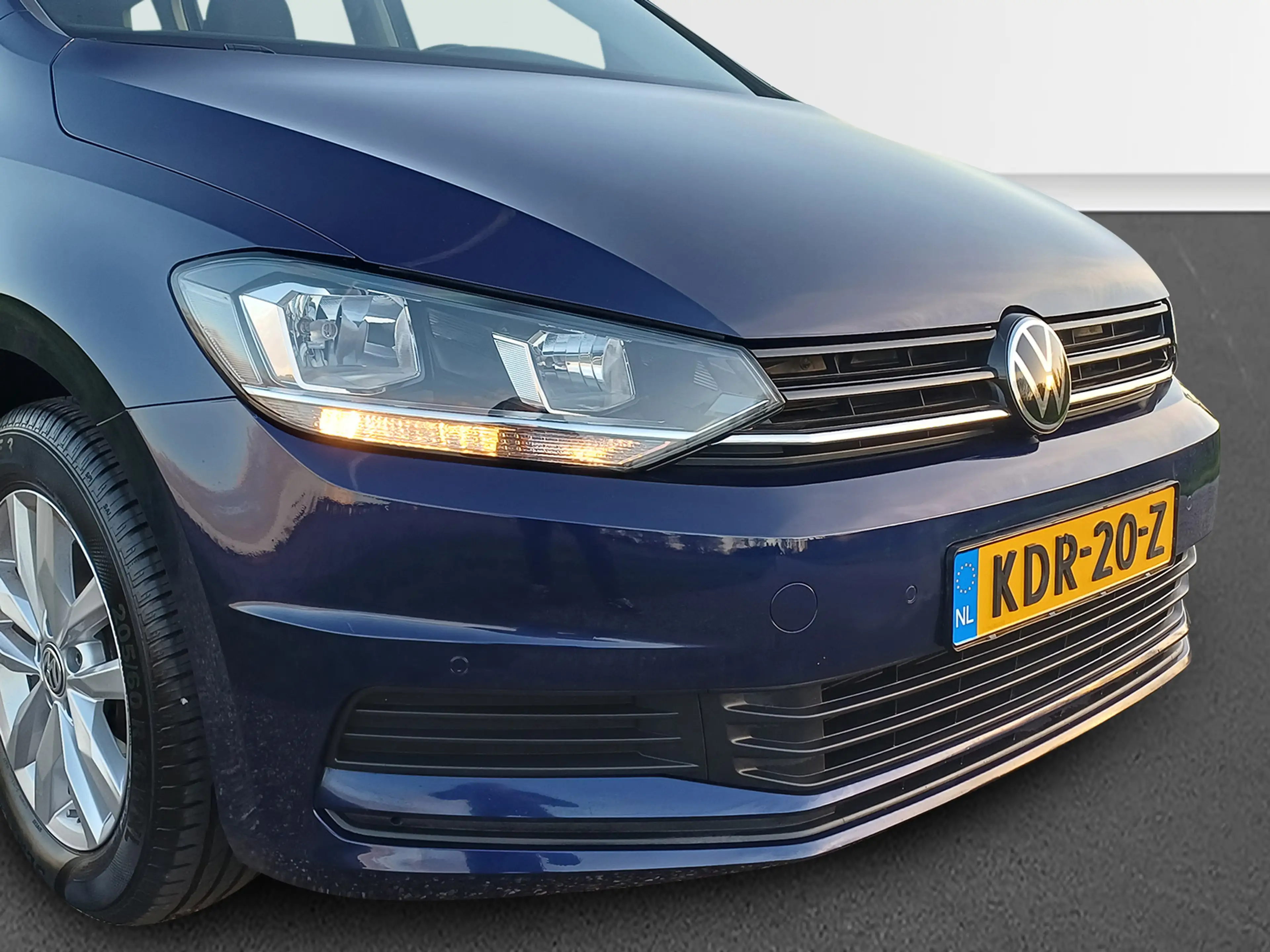 Volkswagen Touran 1.5 TSI Comfortline /Clima/Cruise/Navi/Parkh. V+A/ — photo 16