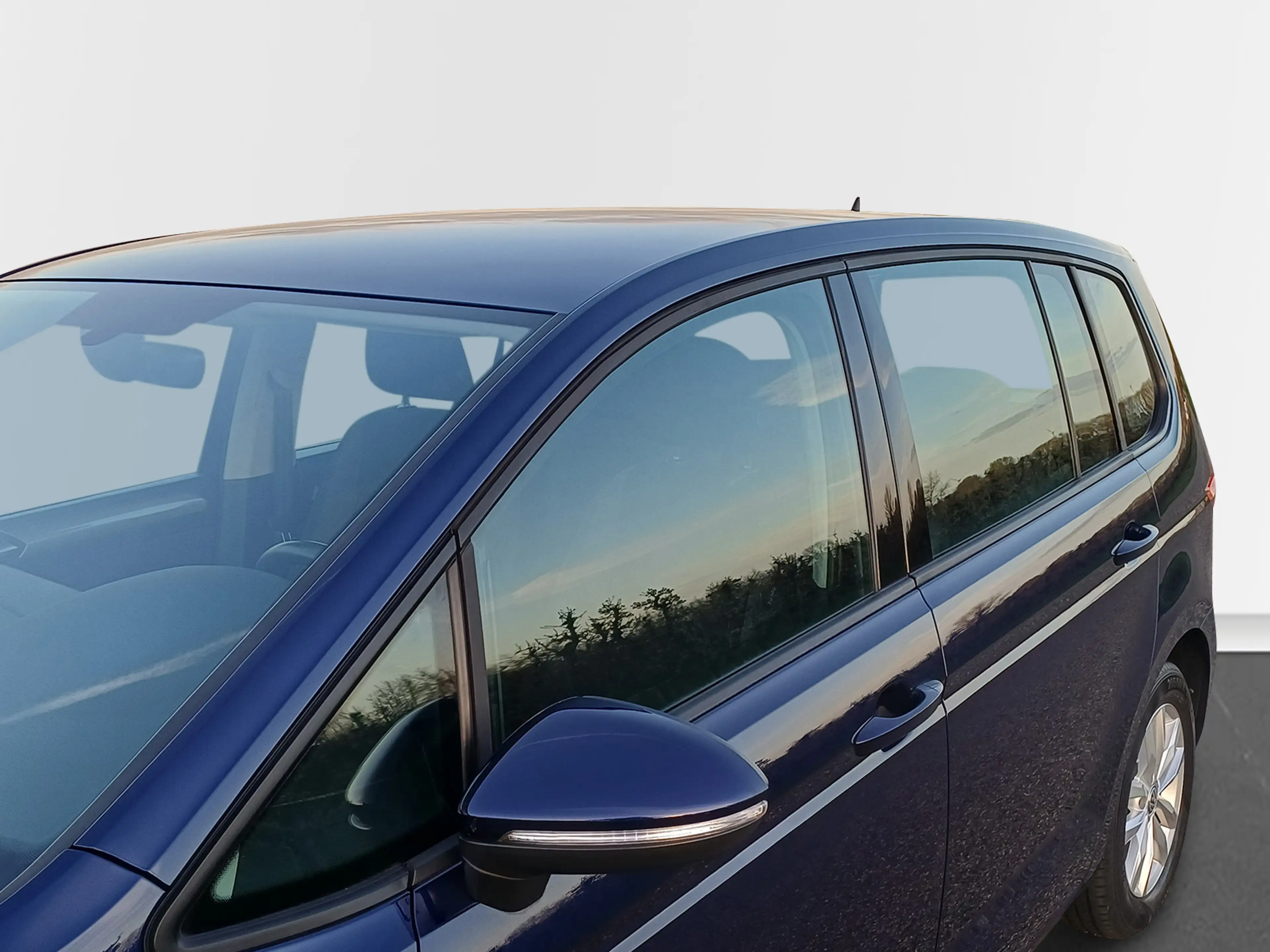 Volkswagen Touran 1.5 TSI Comfortline /Clima/Cruise/Navi/Parkh. V+A/ — photo 12