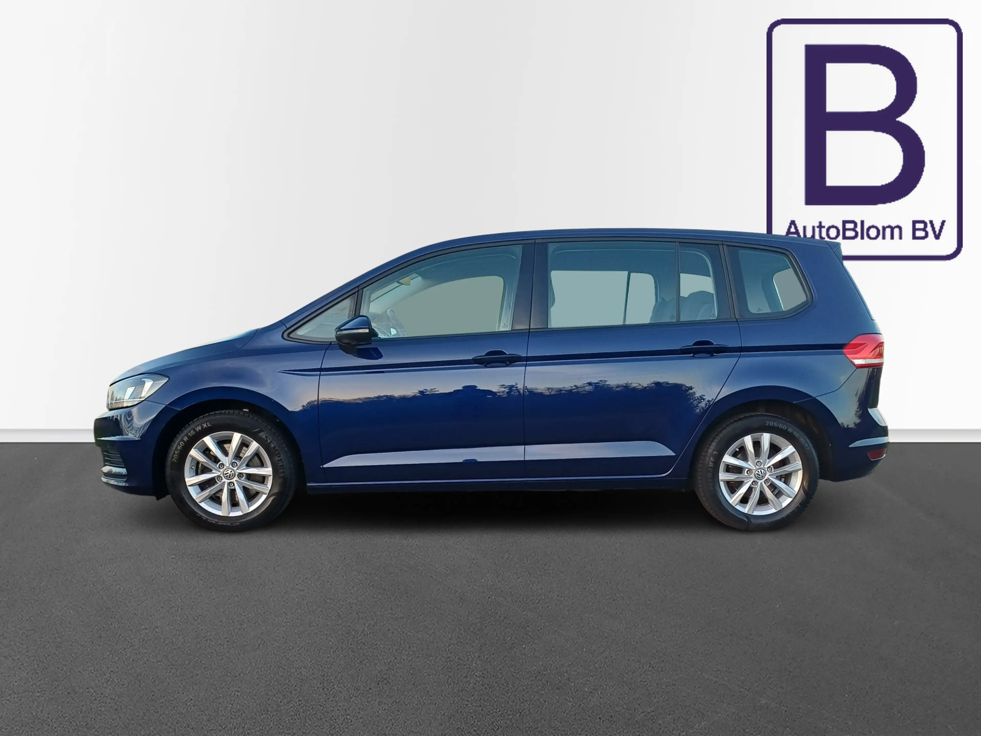 Volkswagen Touran 1.5 TSI Comfortline /Clima/Cruise/Navi/Parkh. V+A/ — photo 9