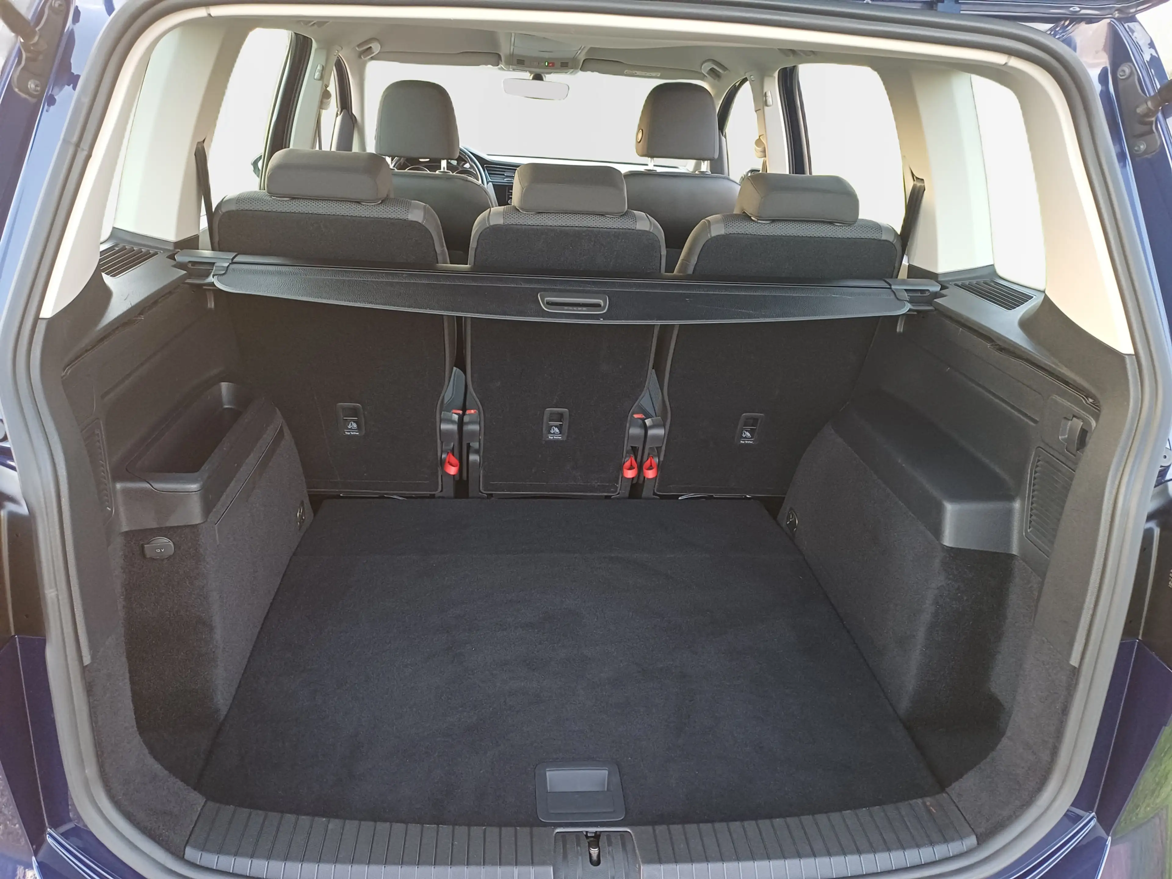 Volkswagen Touran 1.5 TSI Comfortline /Clima/Cruise/Navi/Parkh. V+A/ — photo 27