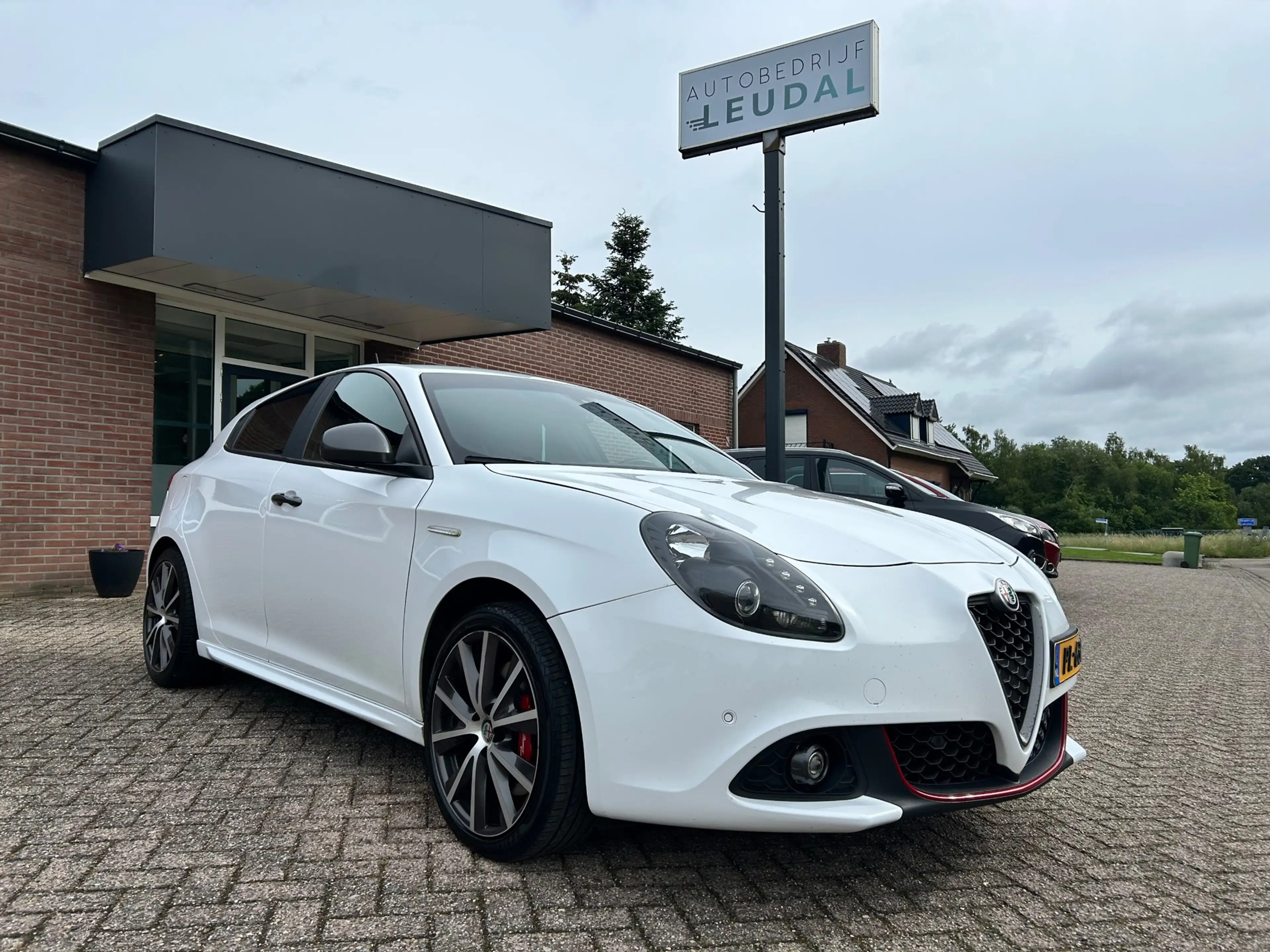 Alfa Romeo Giulietta 1.4 Turbo MultiAir Super //Nieuwe APK — photo 3