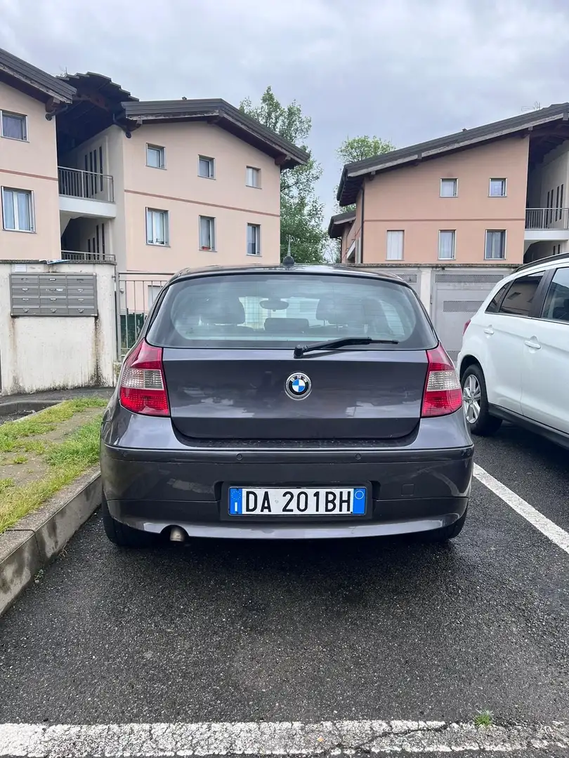 BMW 120 120d Attiva - 1