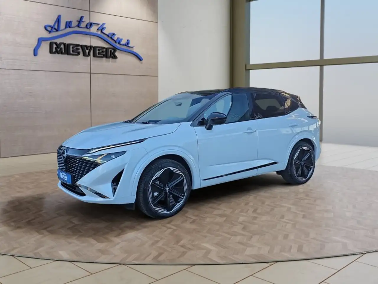 Nissan Qashqai N-Design 20*Alu/Pano/Leder/el.Klappe ** — миниатюра 1