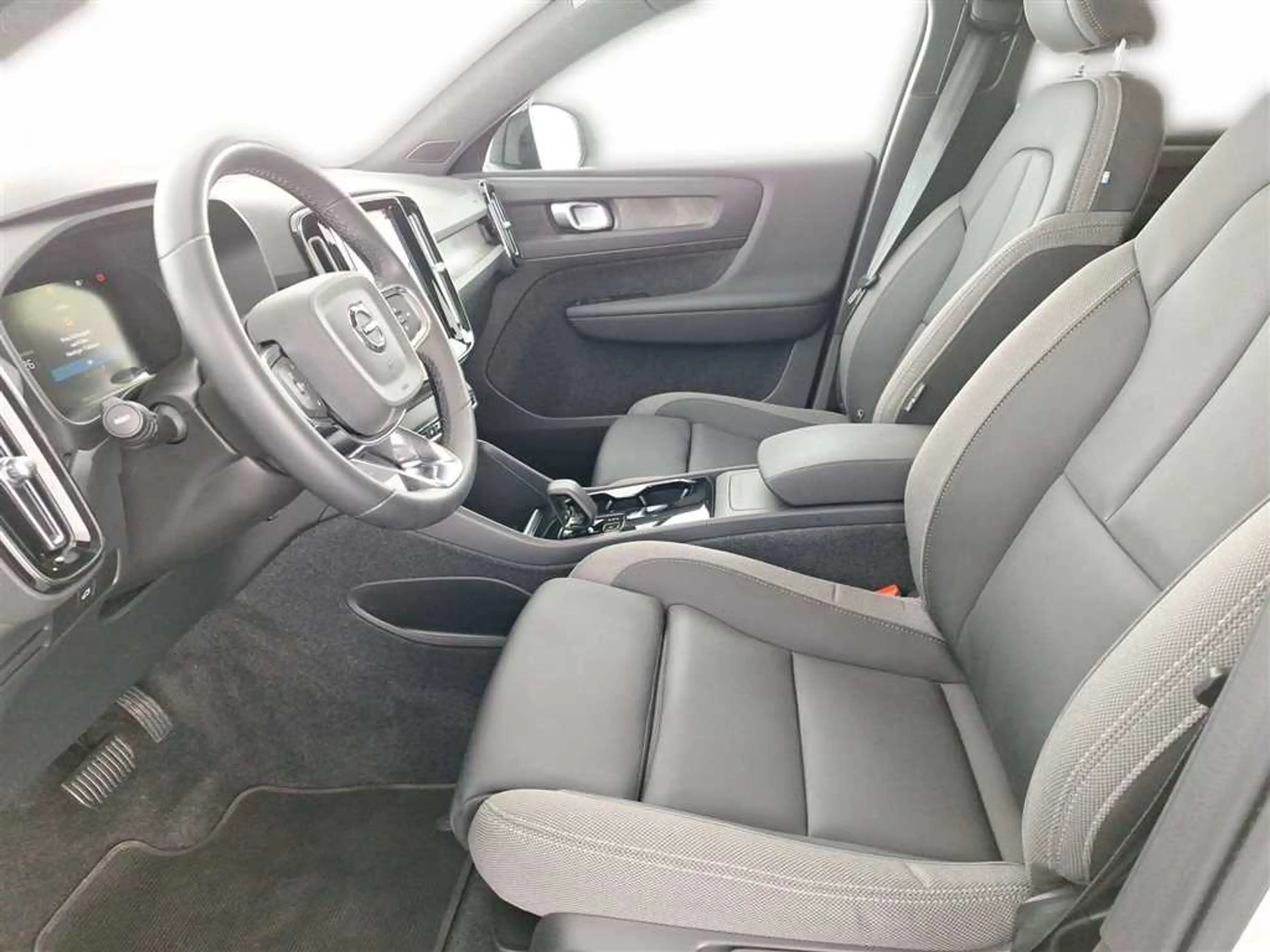 Volvo C40 Recharge Plus Single 69 kWh — photo 9