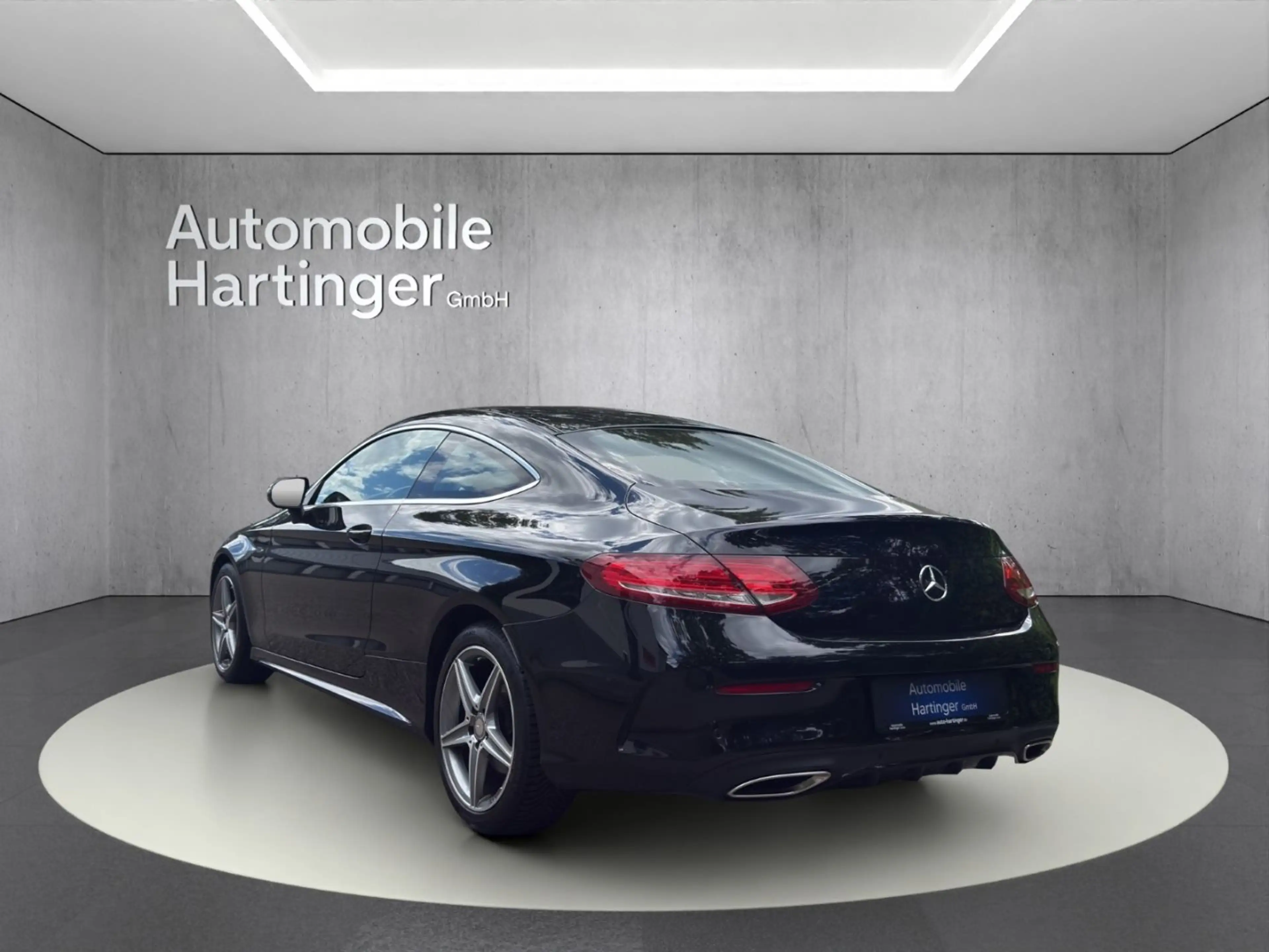 Mercedes-Benz C 180 Coupe Navi LED Mehrzonenklima Fahrerprofil — photo 4