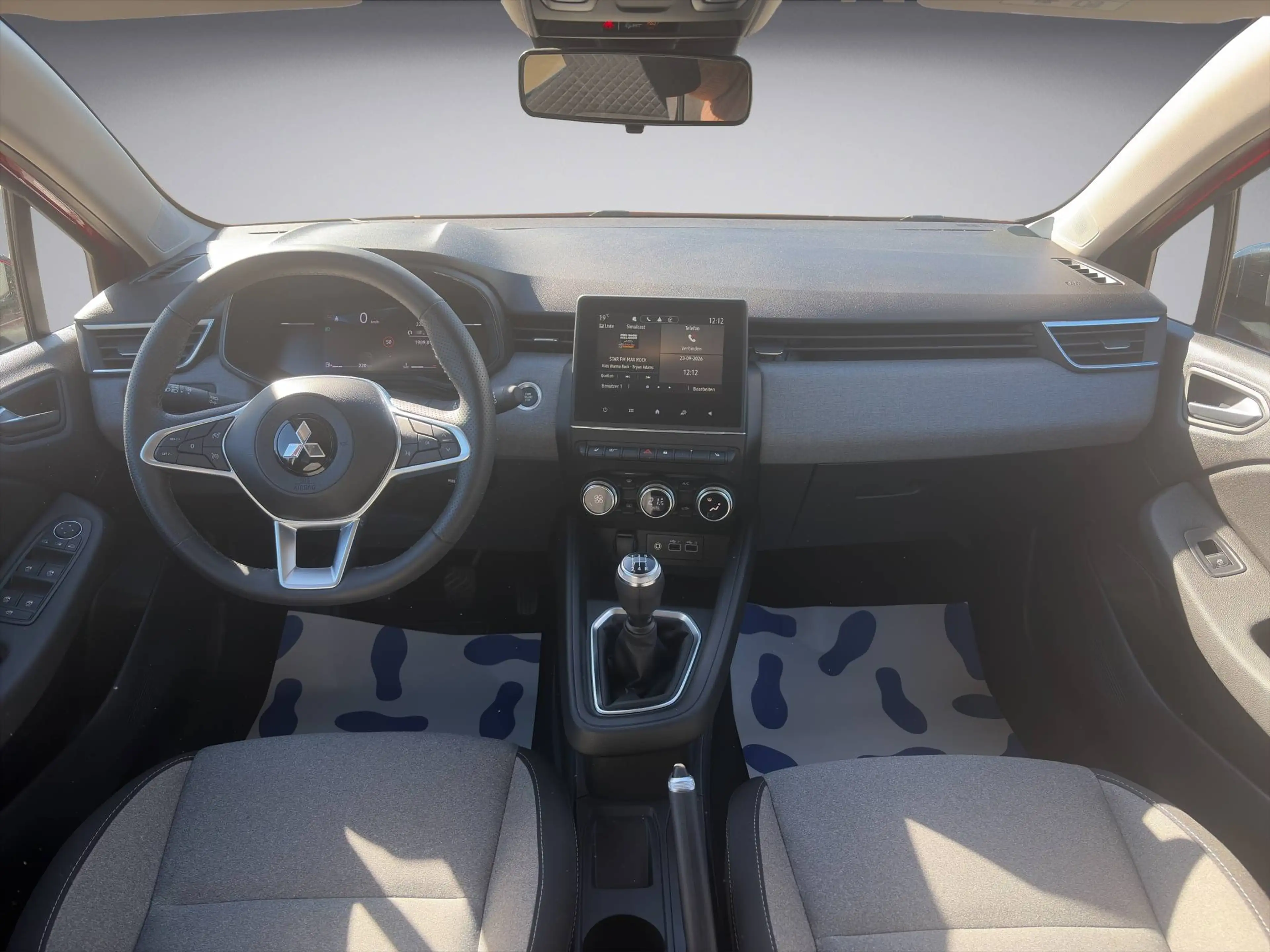 Mitsubishi Colt Plus — photo 13