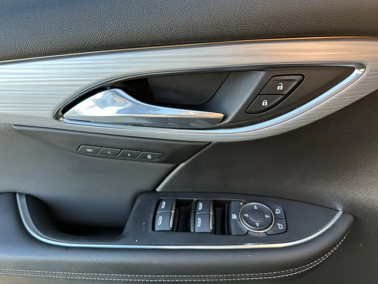 Buick Envision снимка Buick Envision