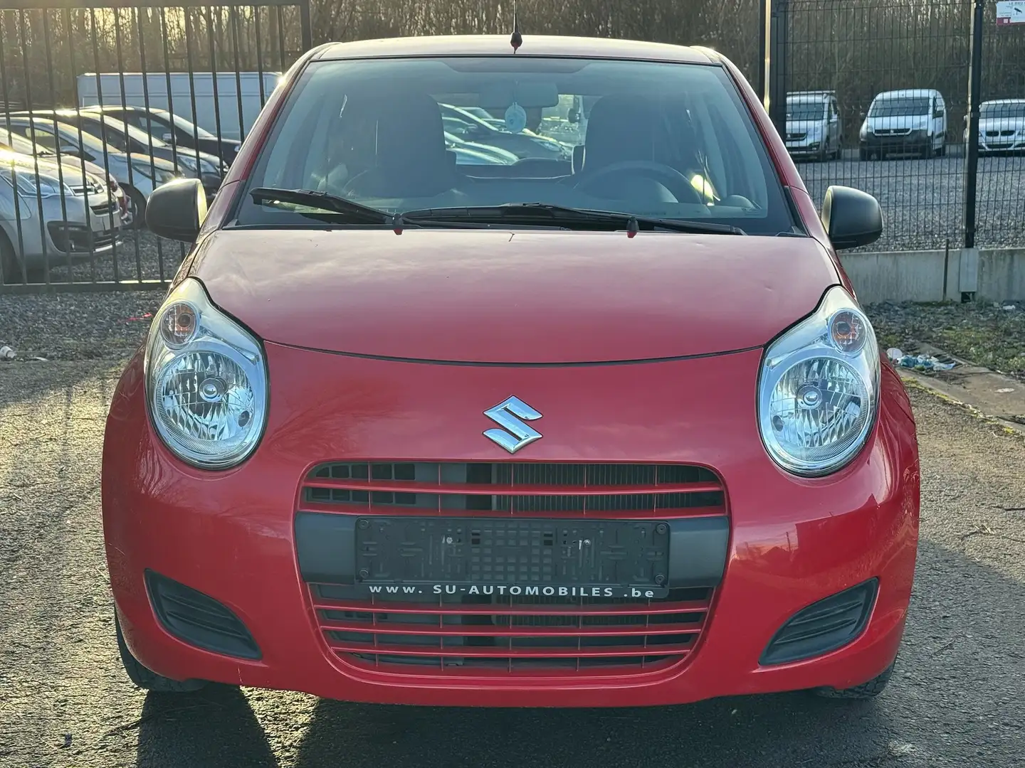 Suzuki Alto 1.0i 5 Portes/ 1er Main/ Carnet/ GAR 12 MOIS Rouge - 2