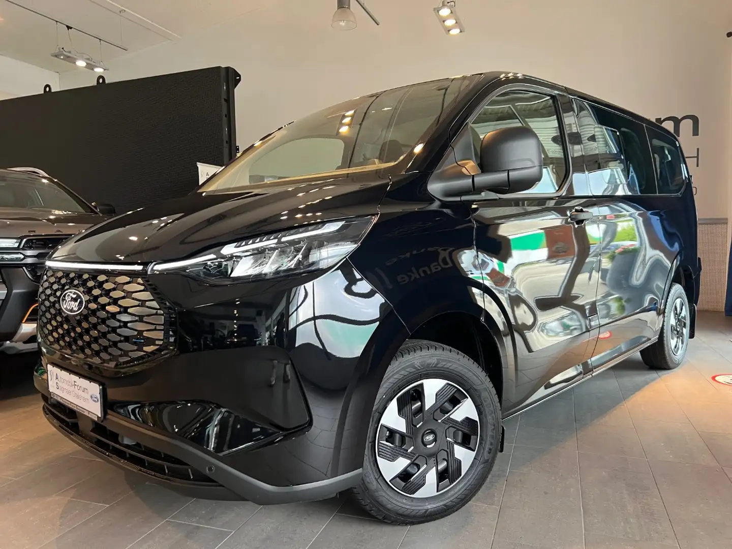 Ford Transit Custom Kombi BEV 340L1H1 Trend *AHK*RFK* Noir - 2