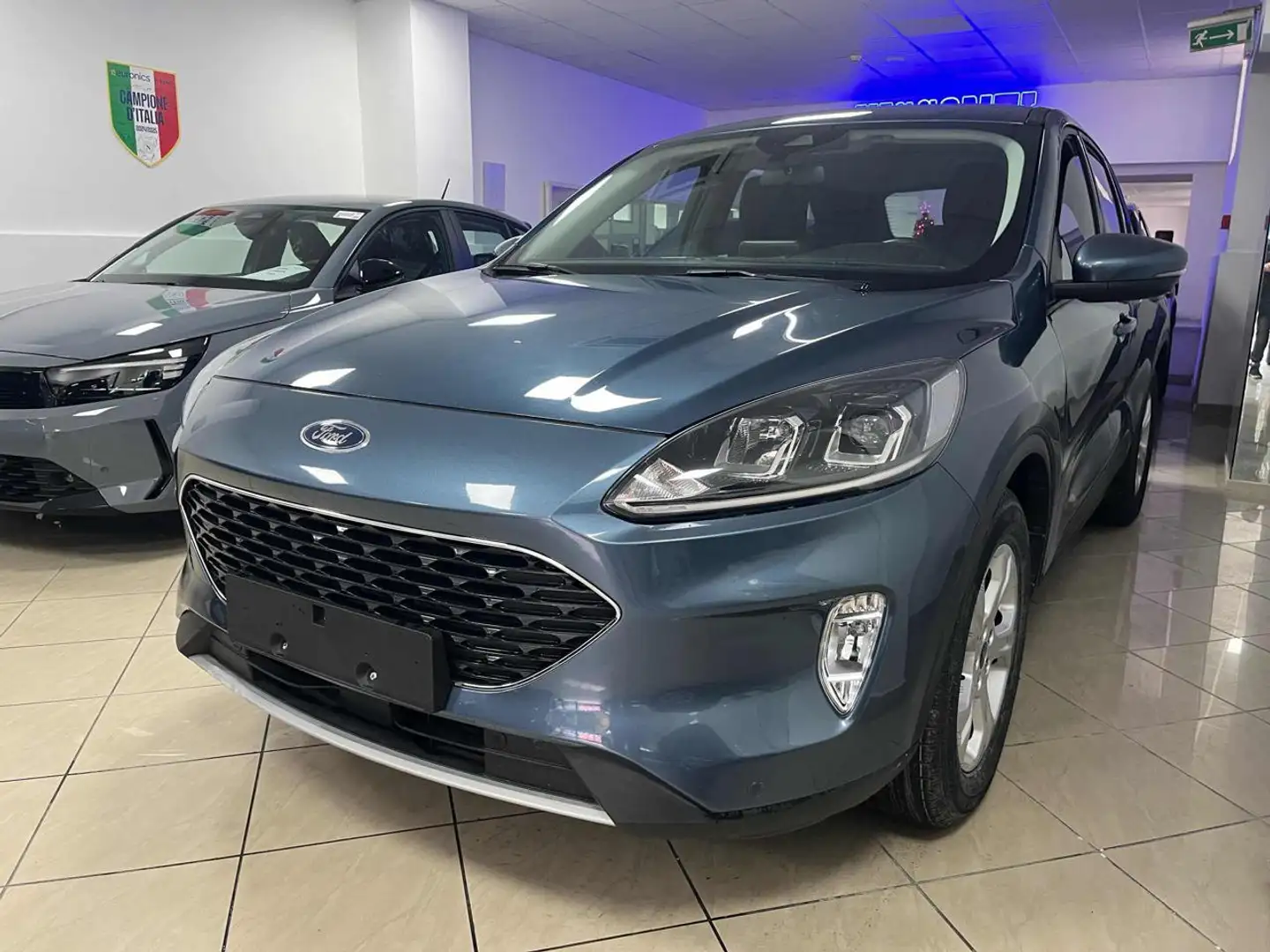 Ford Kuga 1.5 EcoBlue 120 CV 2WD S - 2