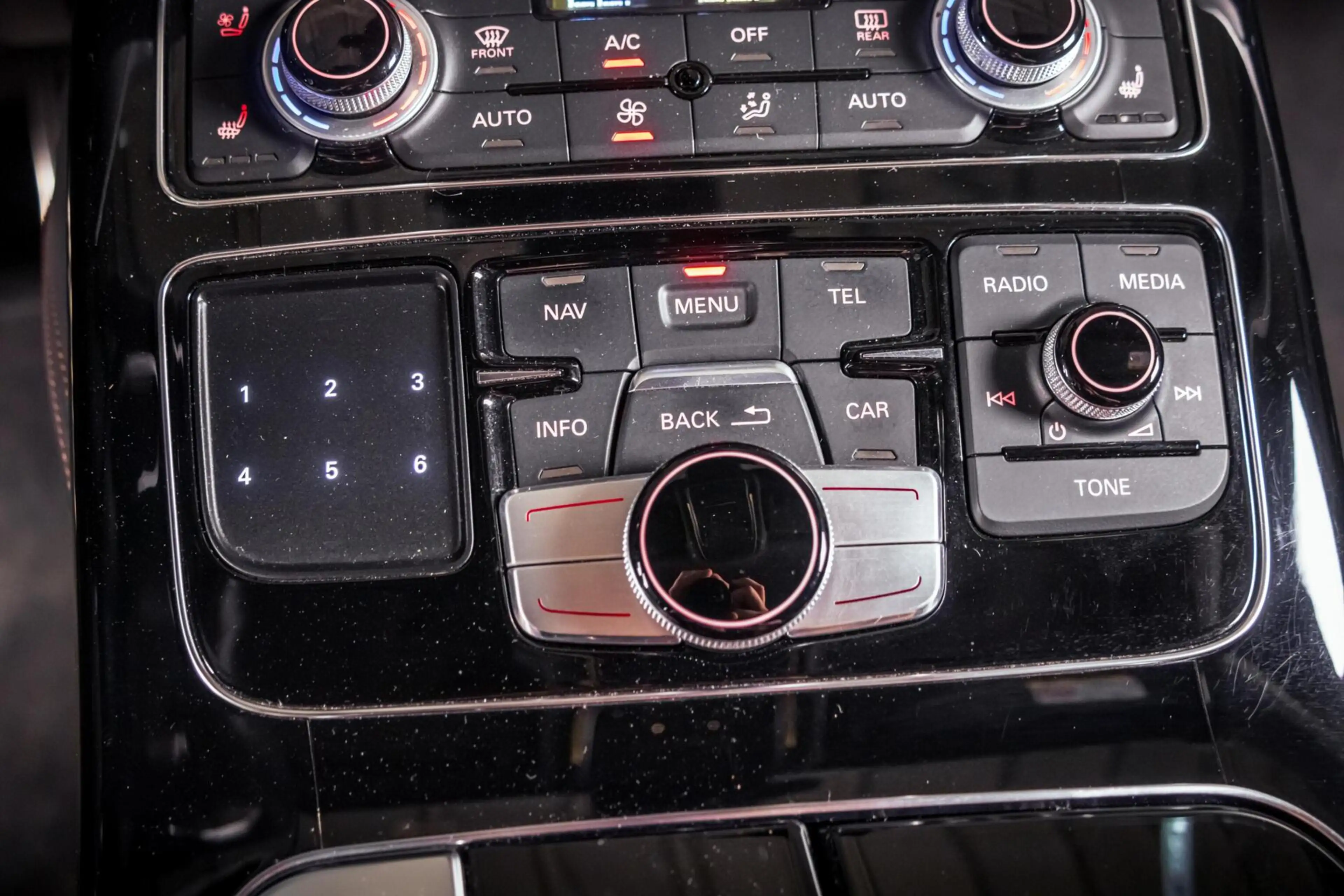 Audi S8 4.0 TFSI S8 plus|Keramisch|B&O|Matrix|Softclose|Ni — photo 29