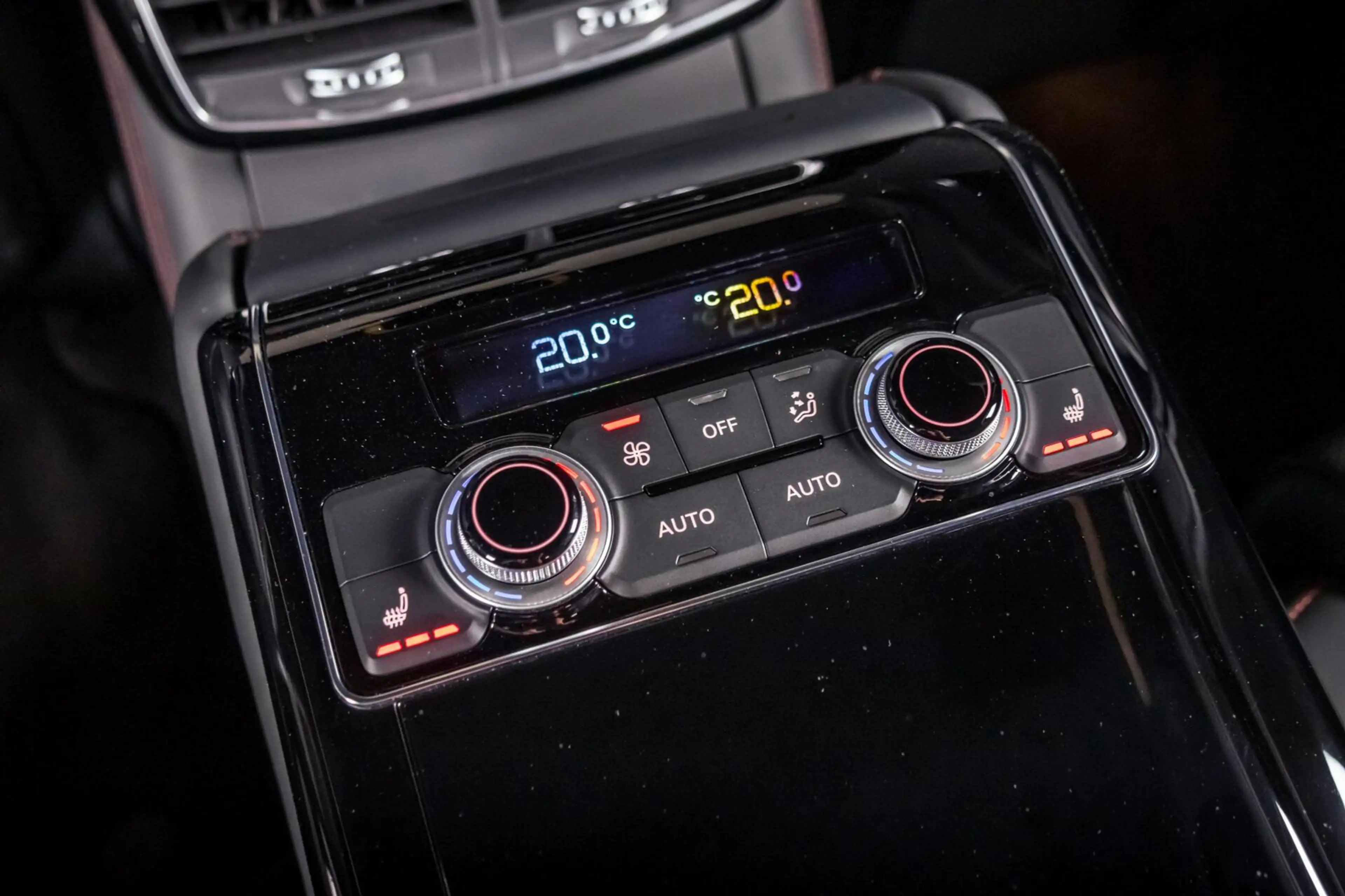 Audi S8 4.0 TFSI S8 plus|Keramisch|B&O|Matrix|Softclose|Ni — photo 39