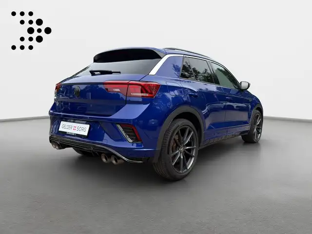 Volkswagen T-Roc view 2