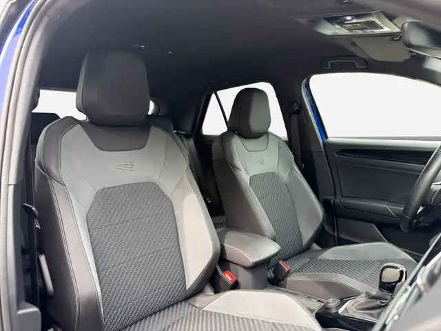 Volkswagen T-Roc view 10
