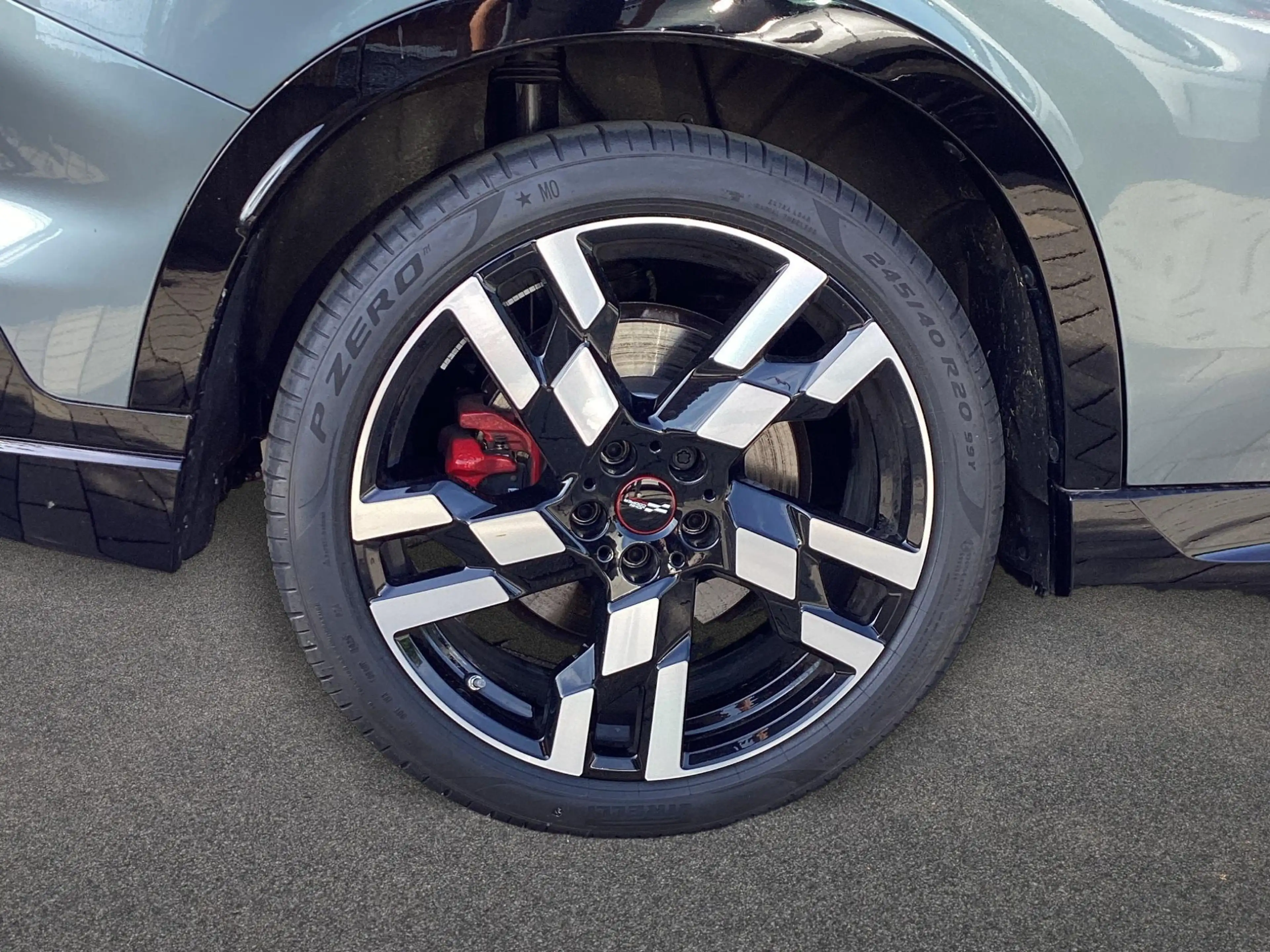 MINI JCW Countryman All4 John Cooper Works Trim — photo 10