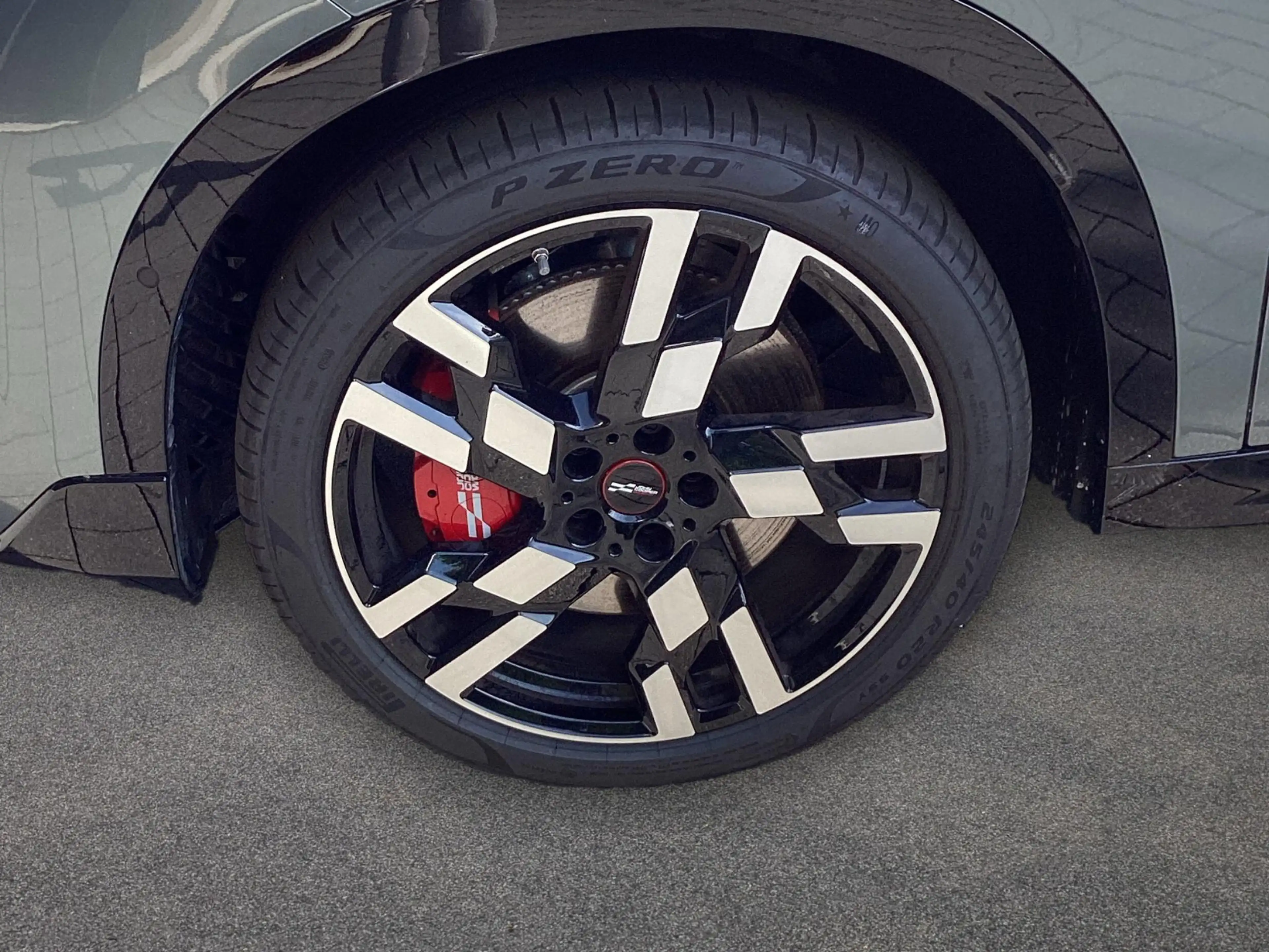 MINI JCW Countryman All4 John Cooper Works Trim — photo 8