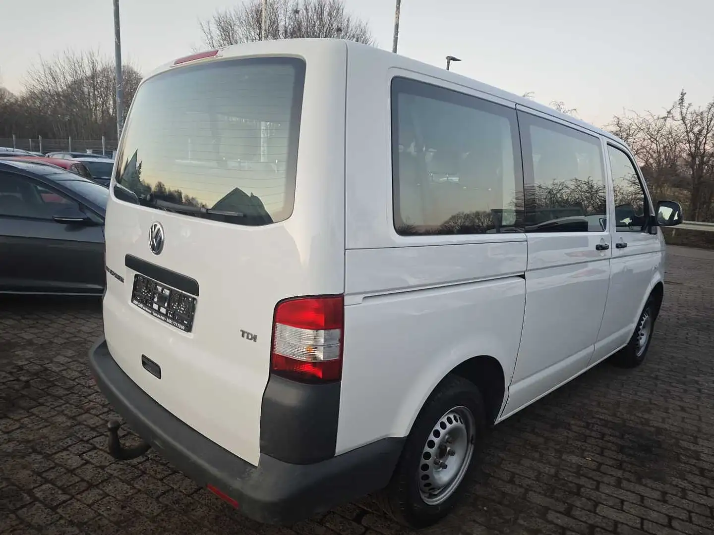 Volkswagen T5 Transporter kombi Weiß - 2