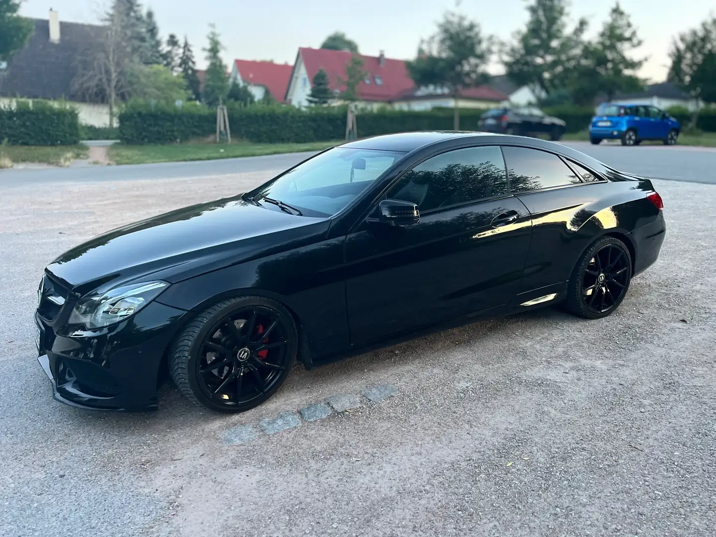 Mercedes-Benz E 250 E 250 Coupe 7G-TRONIC Negru - 2
