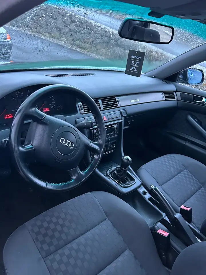 Audi A6 quattro 2,5 V6 Advance TDI, foto 4