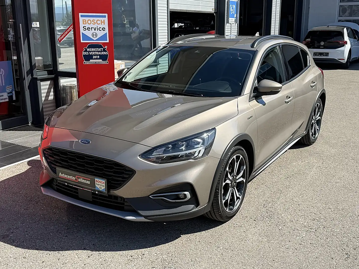 Ford Focus 1,0 EcoBoost Active Business Braun - 2