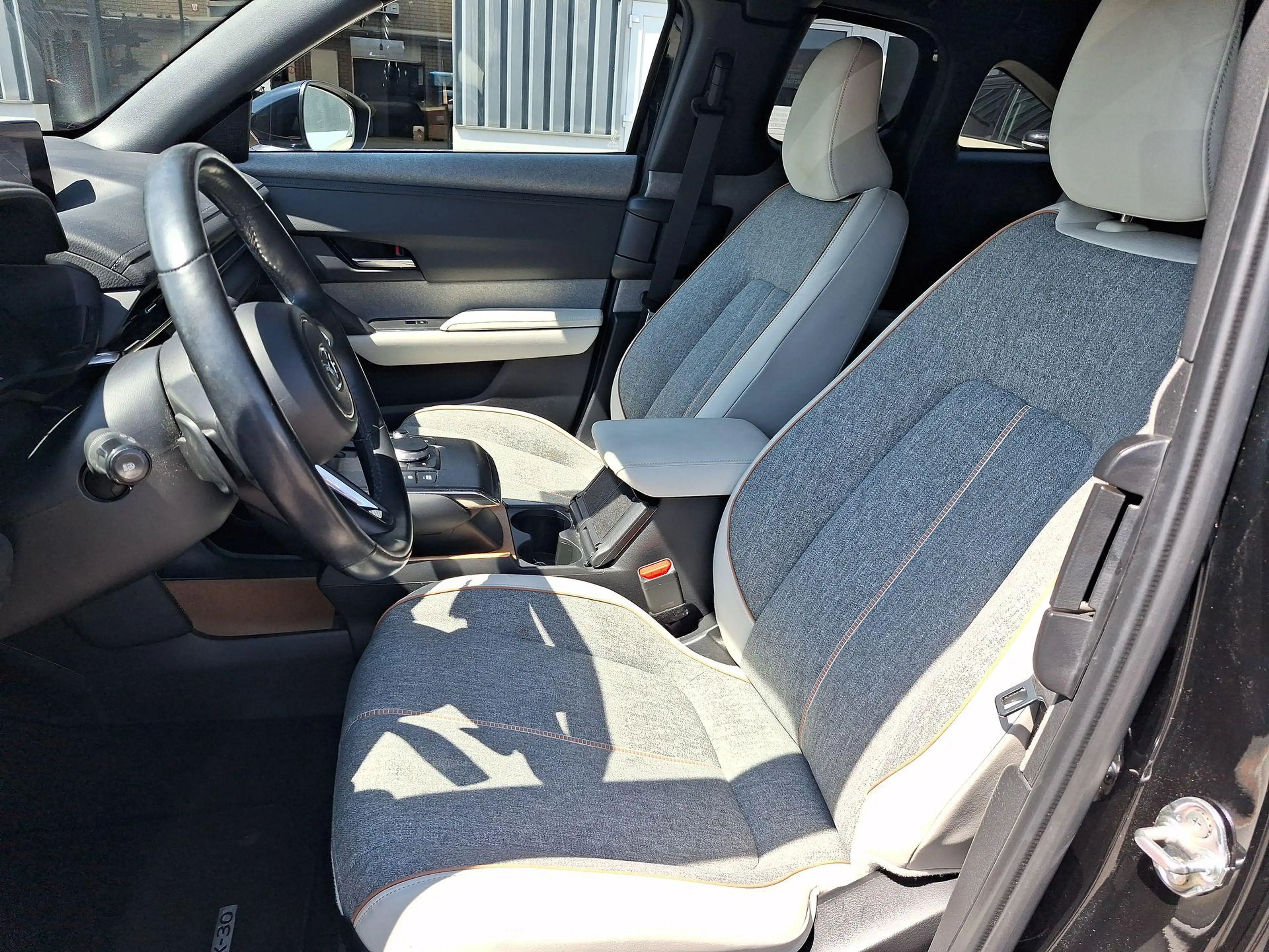 Mazda MX-30 e-SkyActiv 145 Comfort 36 kWh | NL-Auto | SOH 94% — photo 11