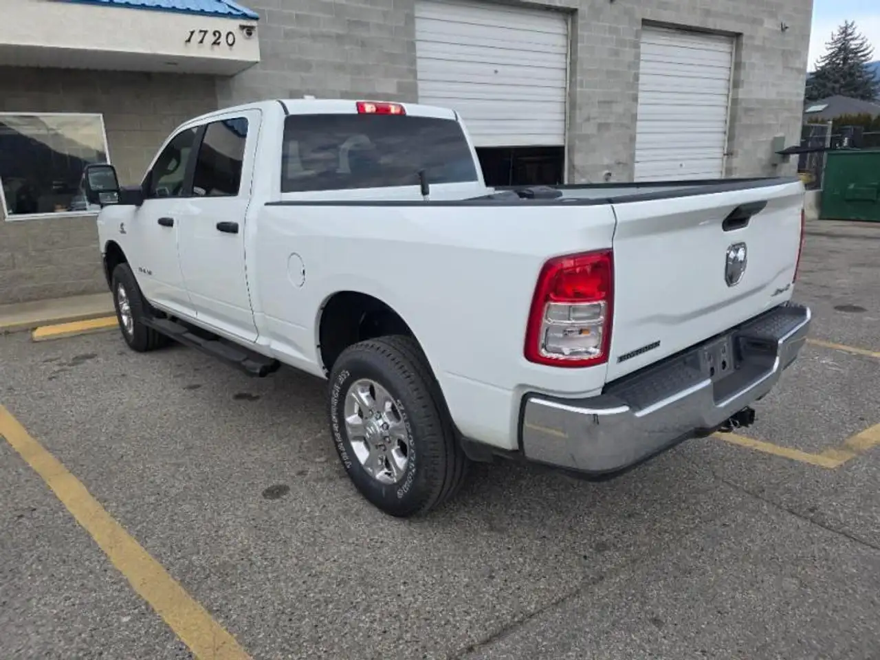 RAM 3500 снимка RAM 3500