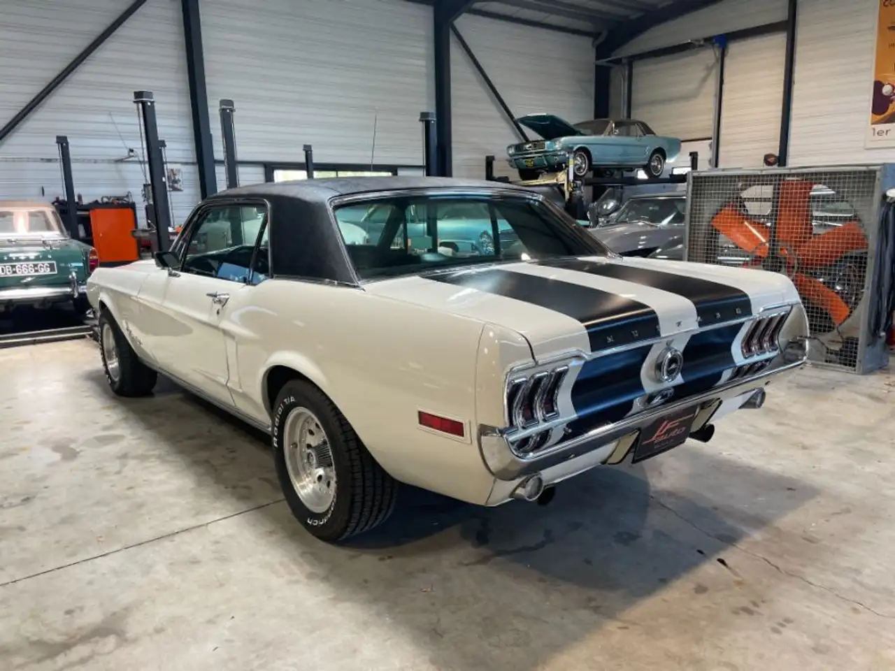 Ford Mustang COUPE V8 302 ci TOIT VINYL CODE, foto 9