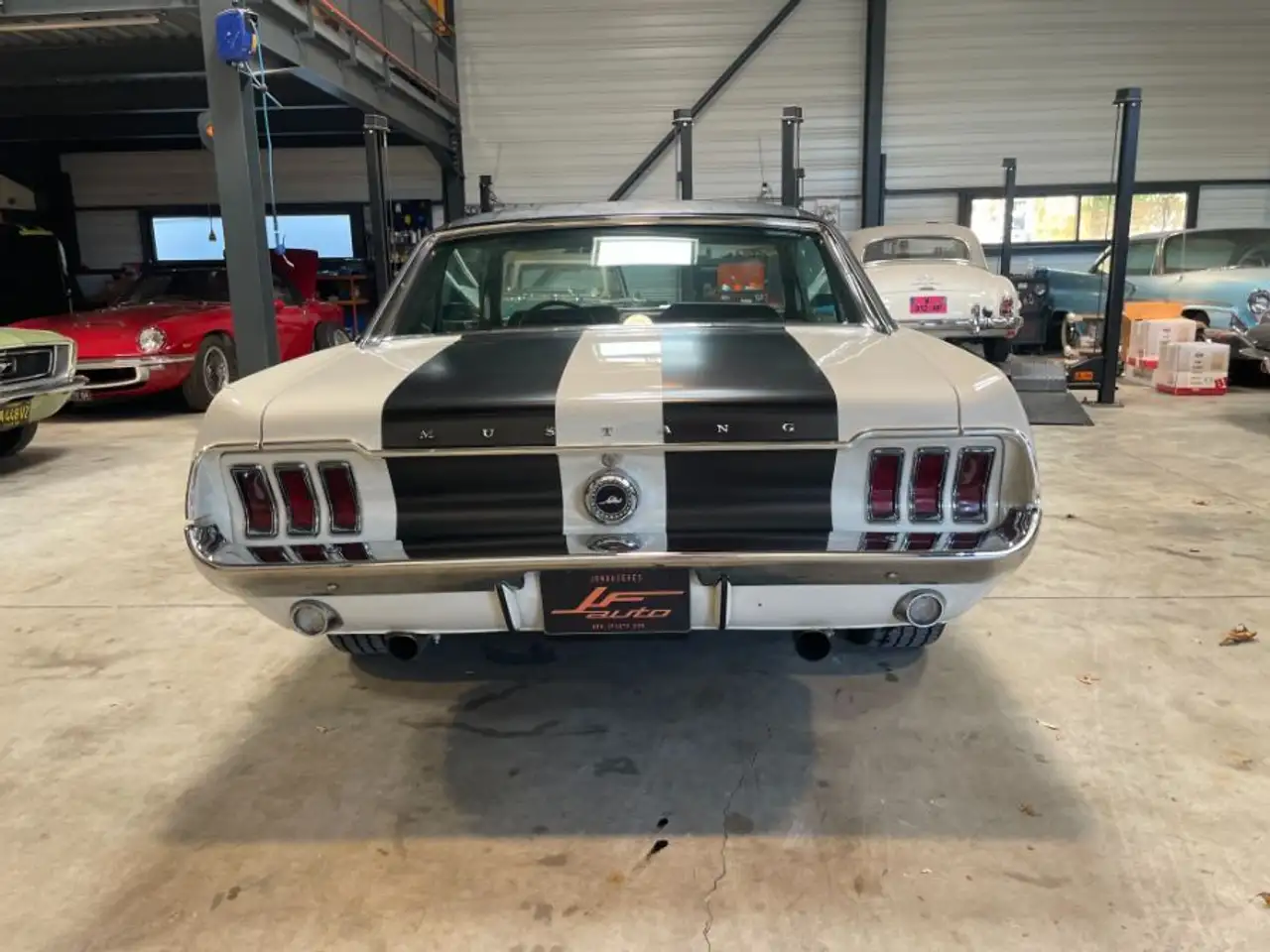 Ford Mustang COUPE V8 302 ci TOIT VINYL CODE, foto 10