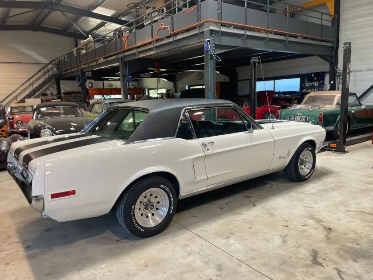 Ford Mustang COUPE V8 302 ci TOIT VINYL CODE, foto 12