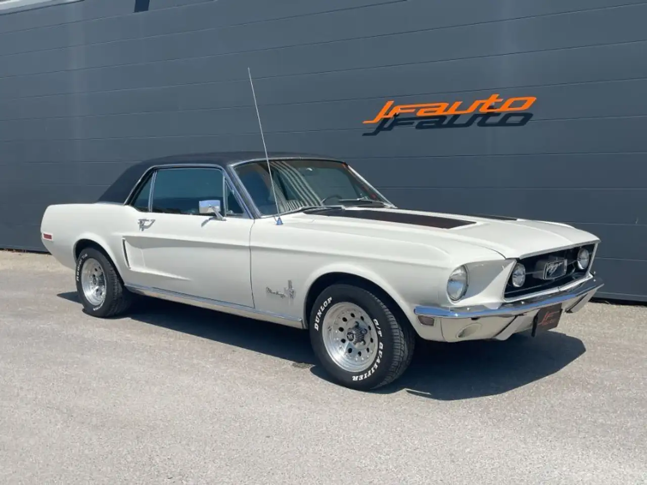 Ford Mustang COUPE V8 302 ci TOIT VINYL CODE, foto 1